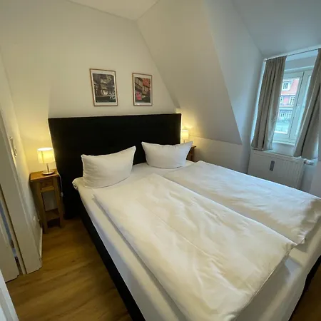 Mit Balkon No2