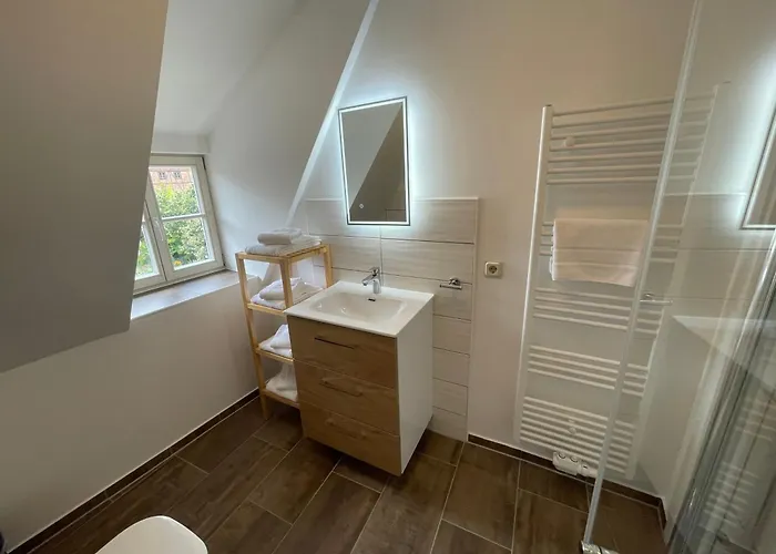 Lägenhet Mit Balkon No2